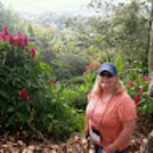 Meet your Posher, Lori